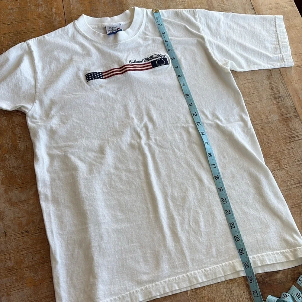 Vintage Colonial Williamsburg T-Shirt size Small - Picture 6 of 8